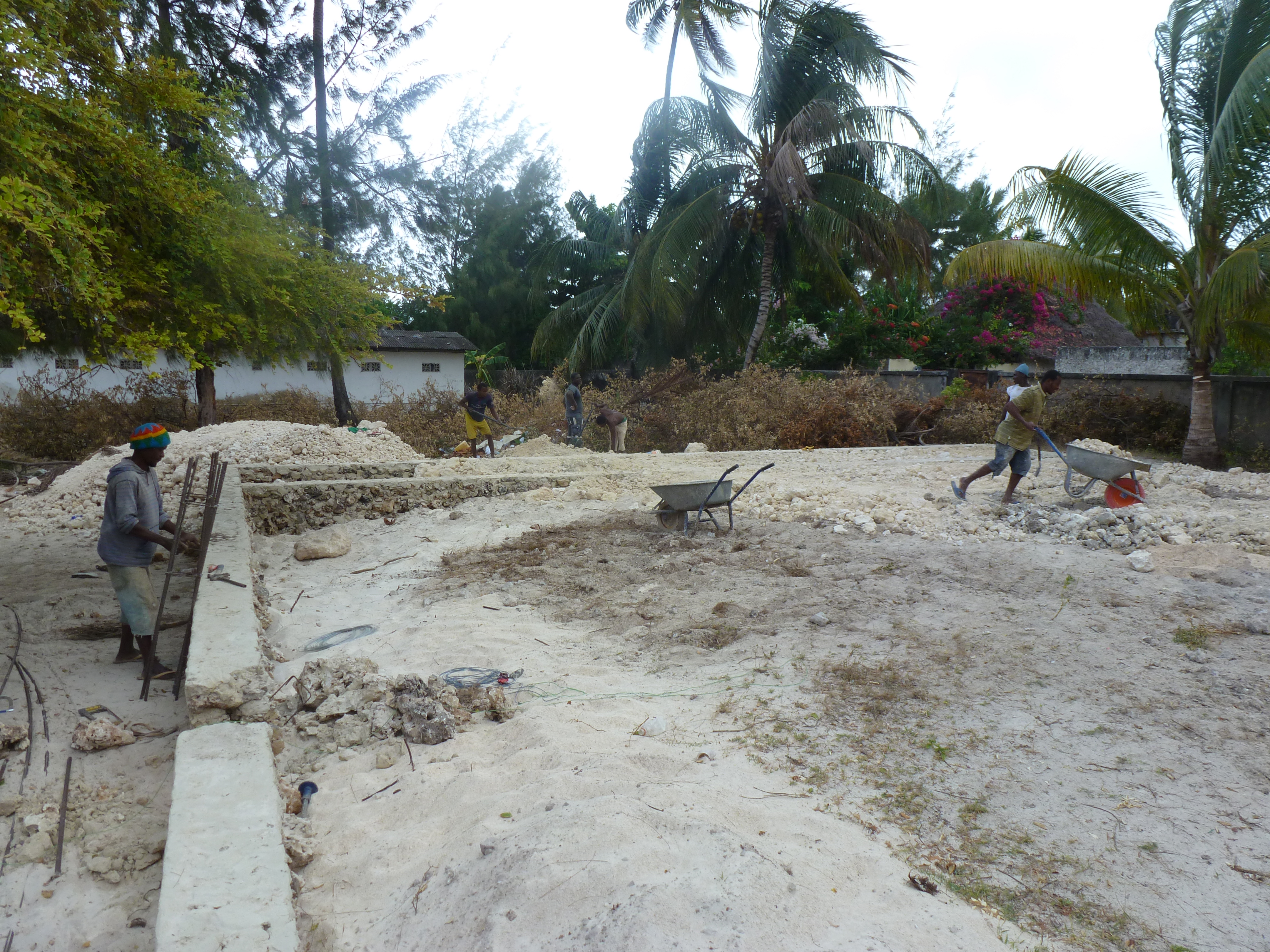 2019: Start bouw van de ruime conference hall in JAMBIANI SECONDARY SCHOOL