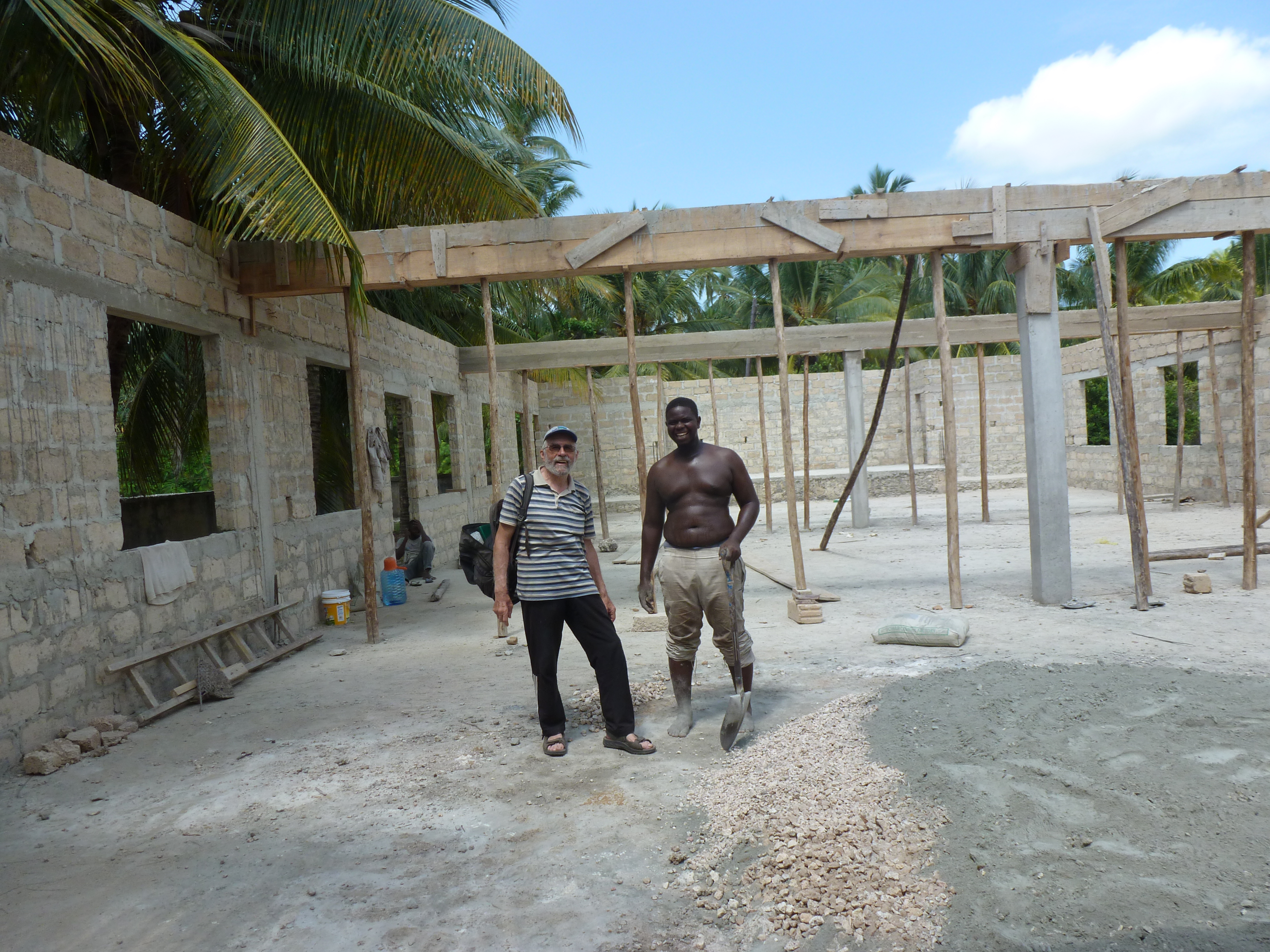 2020: Tweede fase in de bouw van de conference hall in JAMBIANI SECONDARY SCHOOL 